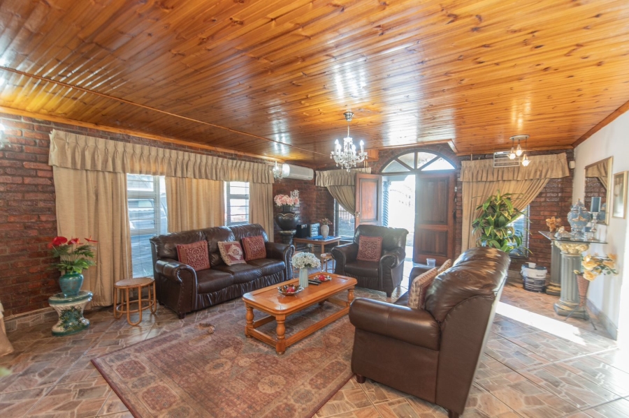 3 Bedroom Property for Sale in Manor Heights Eastern Cape